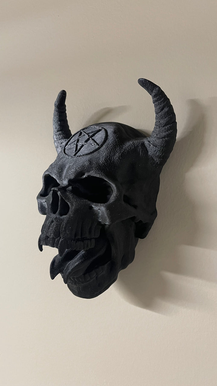 Devil Demon Skull Wall Hang Prop - Gothic Home Decor Wall Display Piece