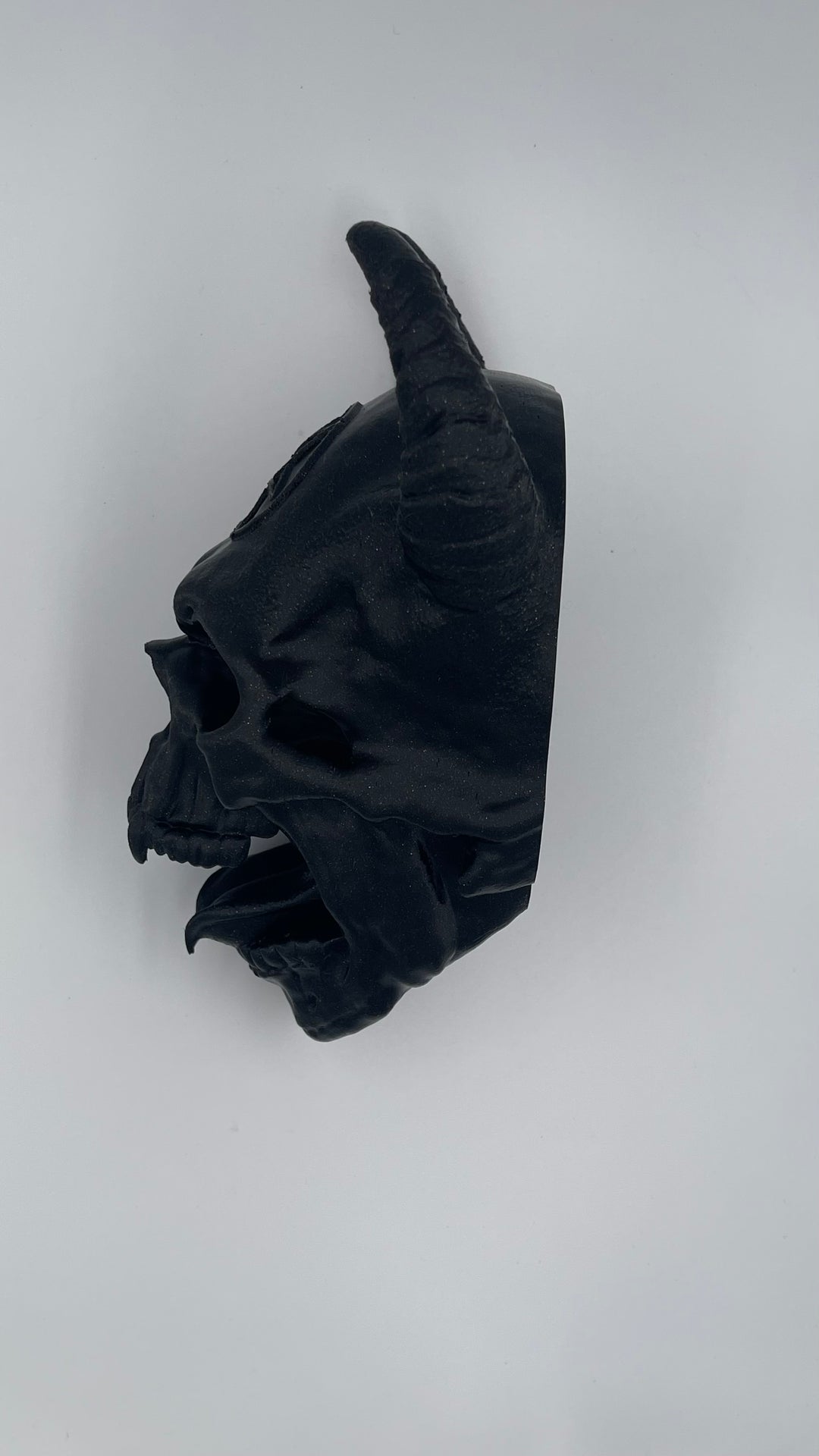 Devil Demon Skull Wall Hang Prop - Gothic Home Decor Wall Display Piece
