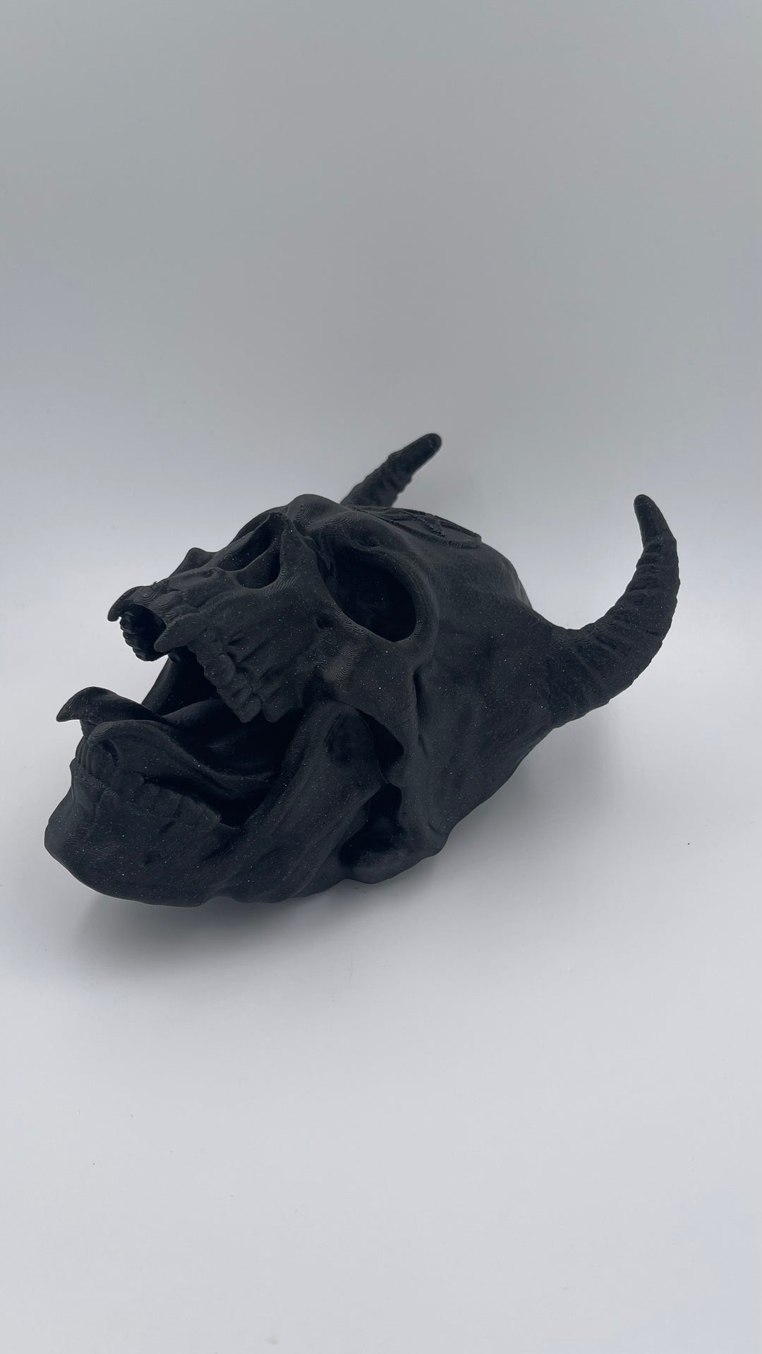 Devil Demon Skull Wall Hang Prop - Gothic Home Decor Wall Display Piece
