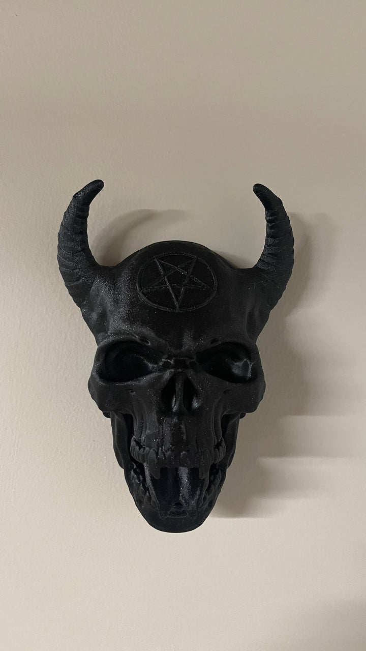 Devil Demon Skull Wall Hang Prop - Gothic Home Decor Wall Display Piece